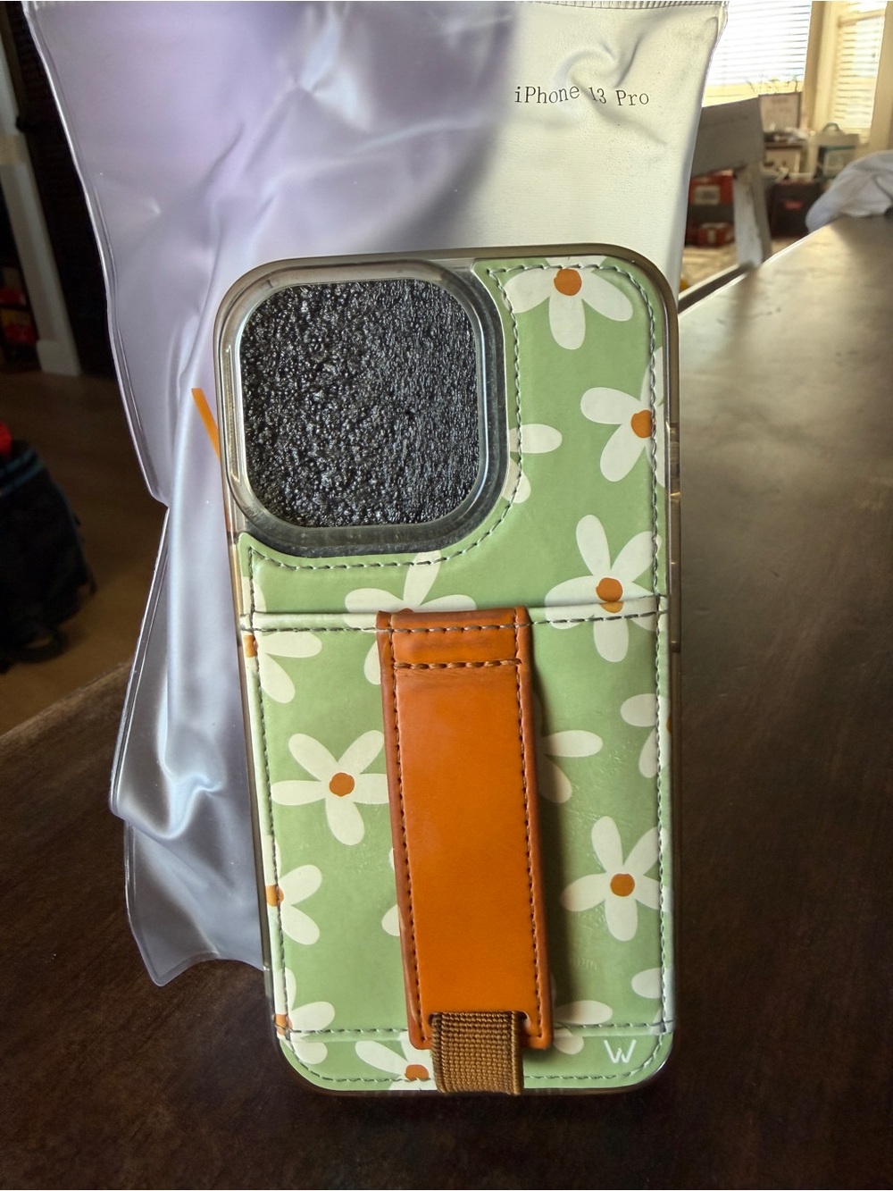 Floral Daisy Wallet Phone Case with Brown Strap - Green